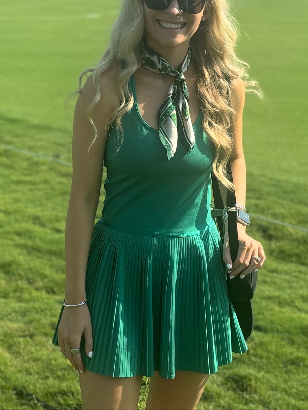 Emerald green lululemon dress and neck scar